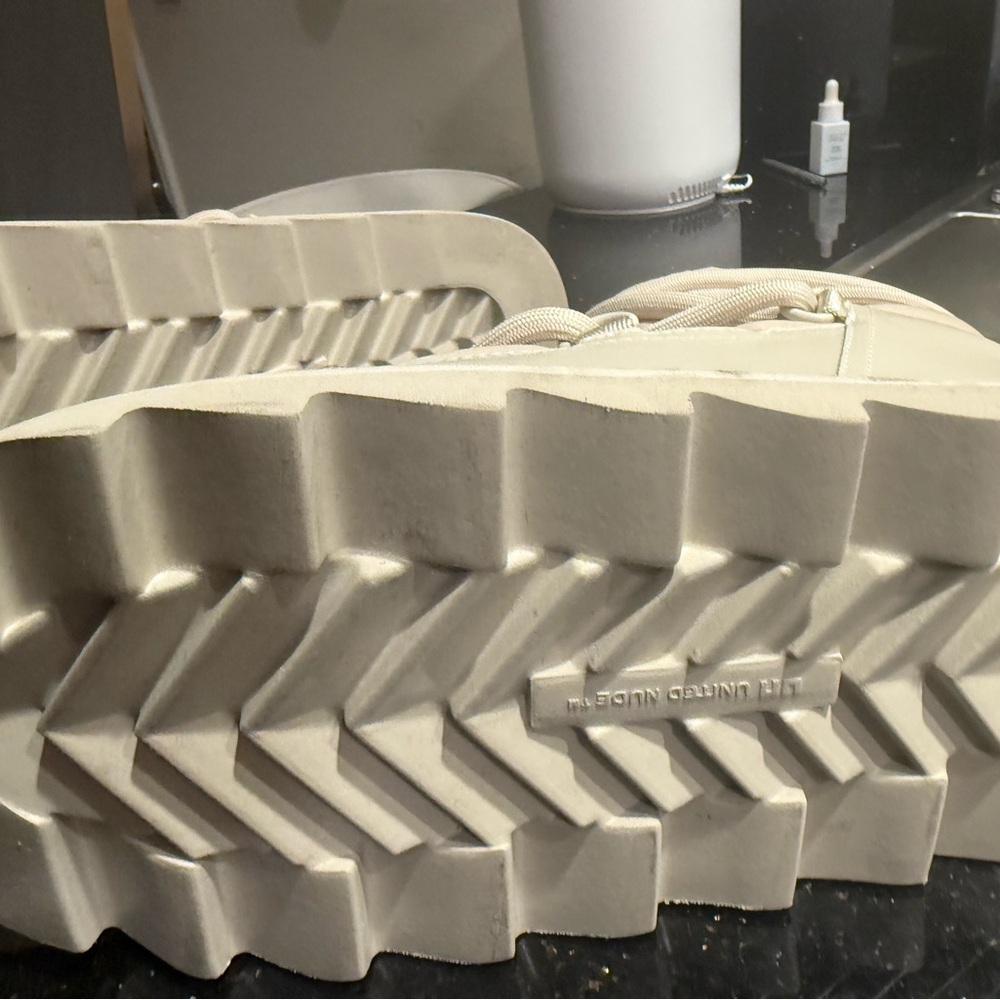United Nude Natural Zembla Artic Platform Boot Cream Winter Boots size 38 (7/8) - Picture 10 of 10